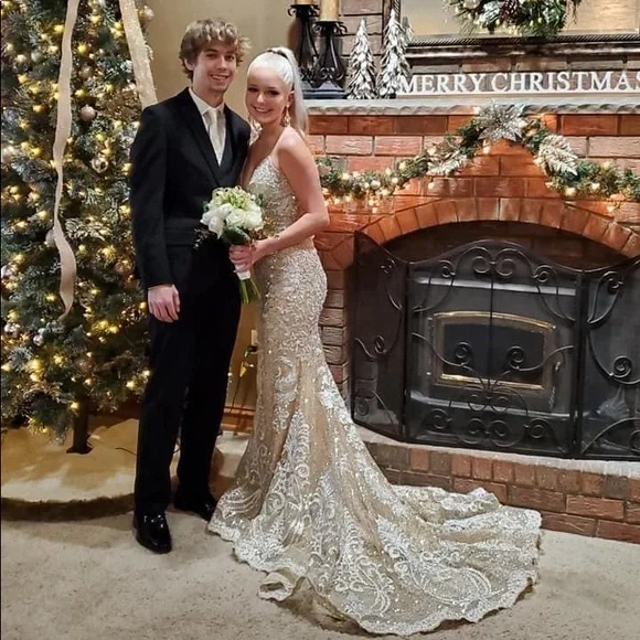 Prom dress size 2, long with trail, gold/champagne - Picture 6 of 7